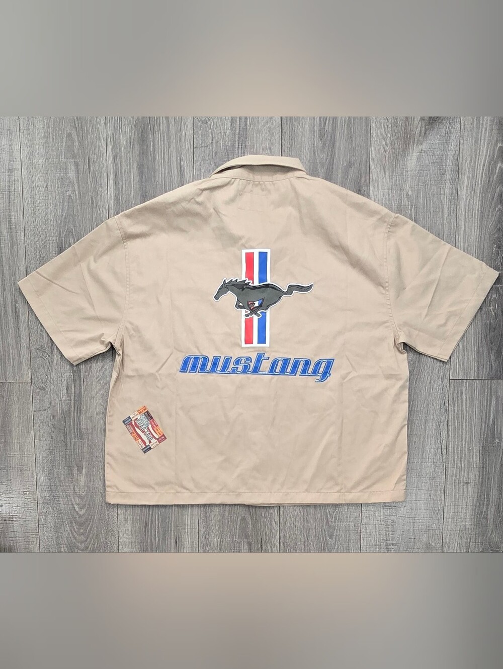 Ford Mustang Road Trip Mechanic Work Shirt Men XXL 2XL Tan NWT Big Logo